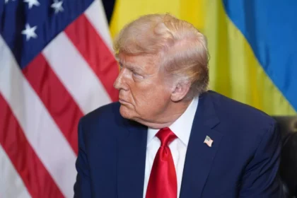 Washington brandishes force while simultaneously opening the door to understanding: an American contradiction that baffles the Iranian scene