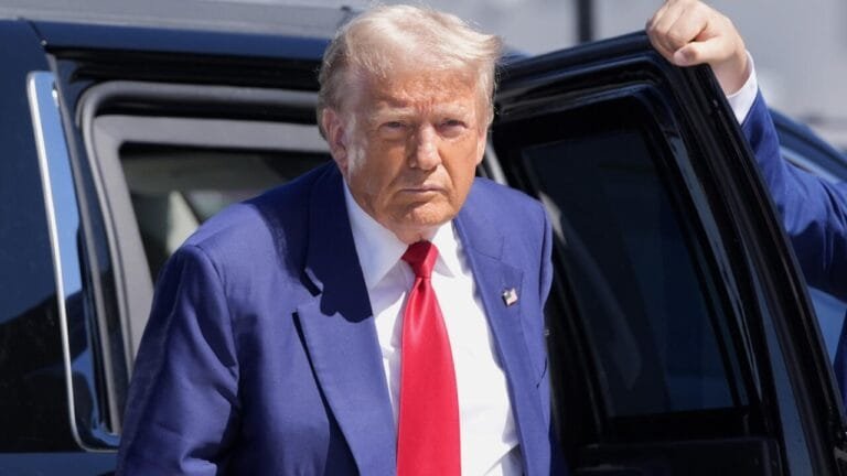 Trump threatens escalation against Iran and warns that "time is running out" amid rising tensions in the region