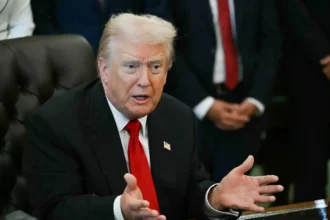 Trump sparks controversy with a photo of destroyed ships bearing the inscription "Iranian Navy"