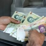 Historic collapse of the Iranian rial: The dollar surpasses the 183,000 toman mark