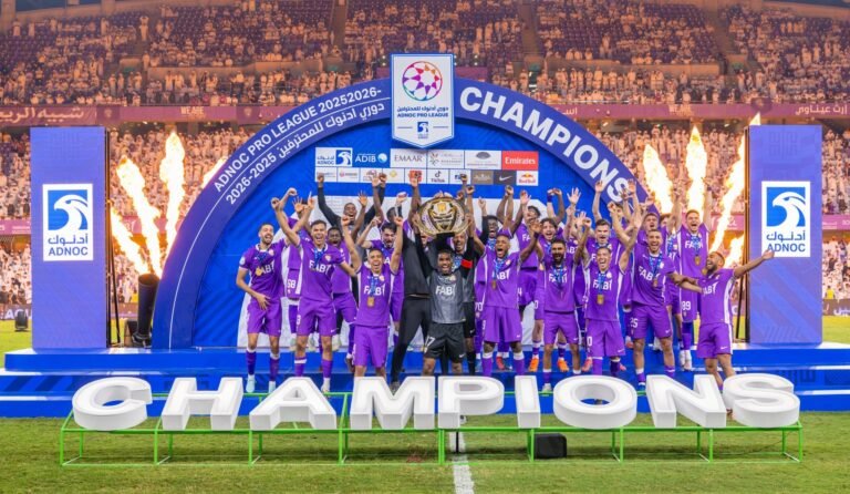 العين يكتسح دبا برباعية في ليلة التتويج بلقب الدوري الإماراتي