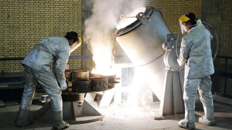 War drums are beating: Tehran brandishes the "nuclear" threat, and Trump describes its response as "garbage"