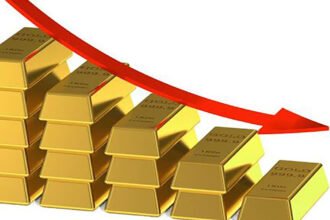 Gold prices fell on Tuesday as US-Iranian tensions continued