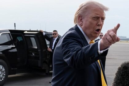 Trump threatens Tehran with a new military escalation and warns of a "harsher response"