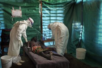 A new Ebola outbreak hits eastern Congo: 65 deaths and warnings of a humanitarian catastropheإنسانية