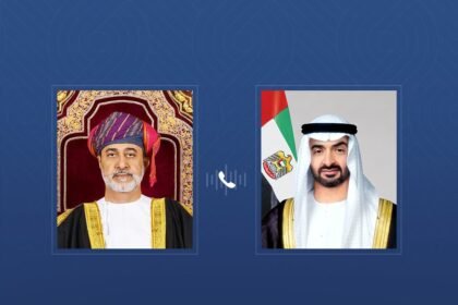 رئيس الإمارات وسلطان عمان يتبادلان هاتفياً تهاني عيد الأضحى المبارك