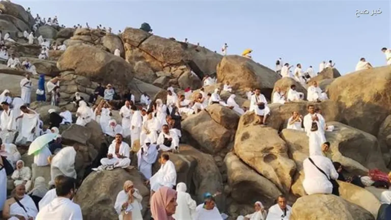 1.7 million pilgrims flocked to Mina to perform the stoning ritual at Jamarat al-Aqaba on the first day of Eid