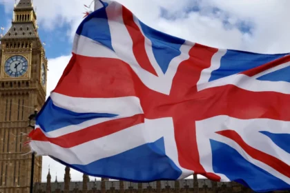 The repercussions of the Iran war are hitting the British labor market; a sudden rise in unemployment rates is causing concern