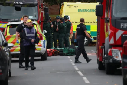 London: Investigation into possible "terrorist act" after arson attack on synagogue