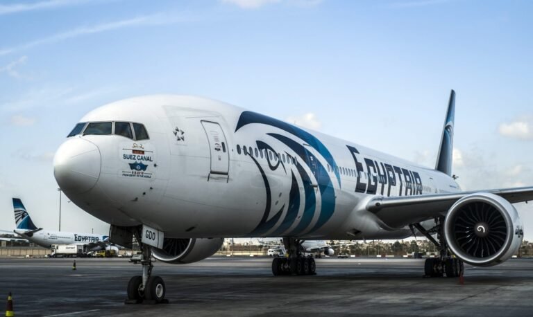 France approves emergency aid package for airlines to cope with fuel price "shock"
