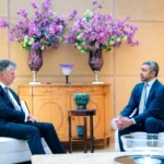 عبدالله بن زايد يبحث مع مستشار الأمن القومي البريطاني تطورات المنطقة