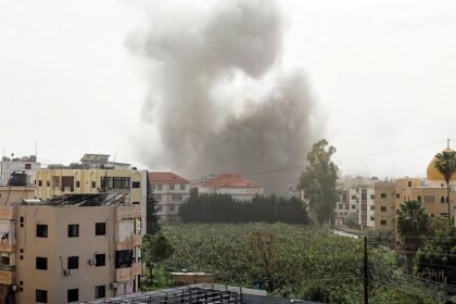 An Israeli airstrike on southern Lebanon kills eight Syrians and increases tensions on the border