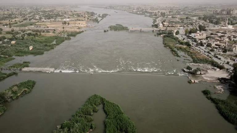 After floods damaged 2,400 families, the Syrian Minister of Energy announced a gradual improvement in the water levels of the Euphrates River