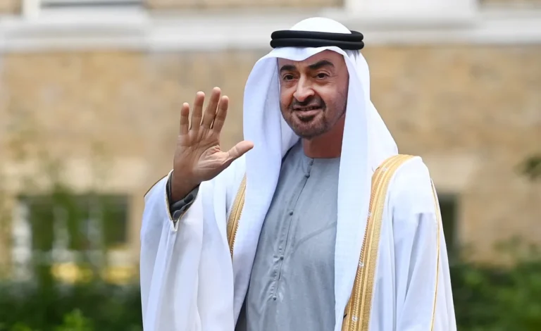 Mohammed bin Zayed is at the forefront of his future.. The Prime Minister of India arrives in the Emirates on an official visit