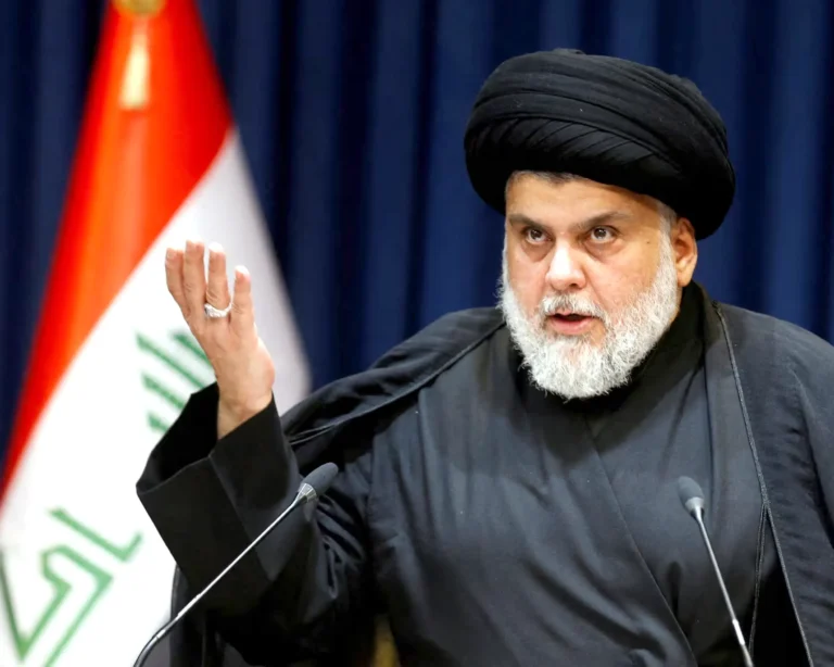 مقتدى الصدر يدعو الحشد الشعبي للابتعاد عن الأوامر الحزبية والطائفية