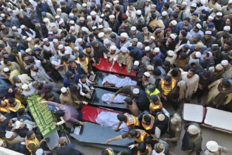 باكستان: ارتفاع حصيلة هجوم بانو الانتحاري إلى 12 قتيلا من الشرطة