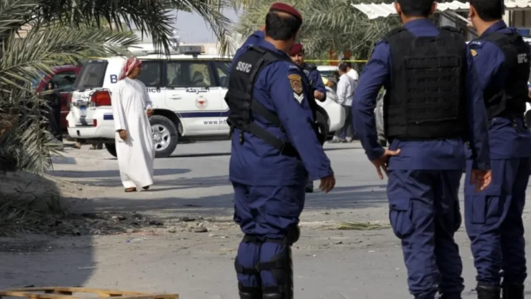 تفكيك تنظيم مرتبط بالحرس الثوري والقبض على 41 متهما بالبحرين