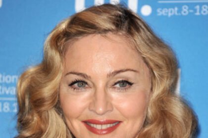 Madonna is preparing to launch her new album "Confessions II" with a special event in New York.