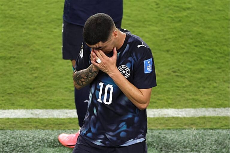 ميجيل ألميرون لاعب منتخب باراجواي