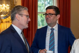 Britain: Details of Burnham's plan to take over "Number 10" in September