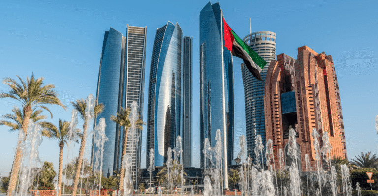 بنمو 36%.. 40 مليار درهم التجارة الخارجية غير النفطية لأبوظبي في يناير 2026