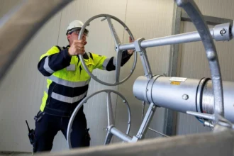 European warnings of a "job tsunami": Energy crisis and industrial transformation threaten hundreds of thousands of workers