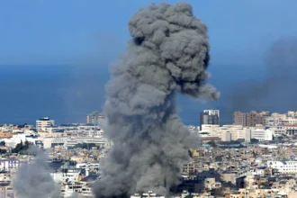 أكسيوس: إسرائيل أبلغت القيادة الوسطى الأمريكية قبل قصف الضاحية الجنوبية لبيروت