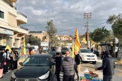 عودة محدودة للأهالي إلى جنوب لبنان وسط دعوات رسمية للحذر وانتظار تقييم الأوضاع
