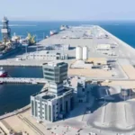 سلطنة عمان: استئناف العمليات في ميناء الفحل بعد حادث انفجار محدود