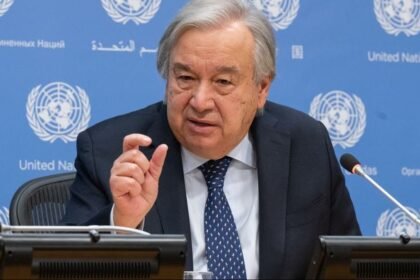 غوتيريش يحذر: وقف إطلاق النار في الشرق الأوسط يتهاوى نحو "اشتعال كامل"