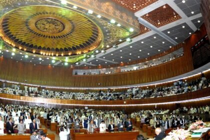 Pakistan's crises under the dome of parliament: Will the 2026 budget succeed in satisfying the provinces?