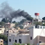 الجيش الإسرائيلي يحرق منازل في بلدة عين عرب جنوب لبنان بعد إنذارات بالإخلاء