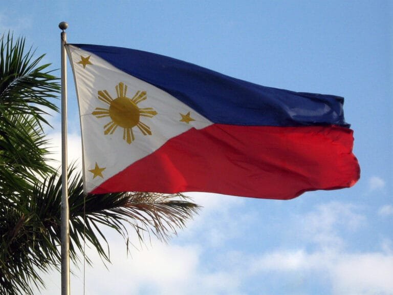 The Philippines adopts a record budget for 2027 with revised economic growth forecasts