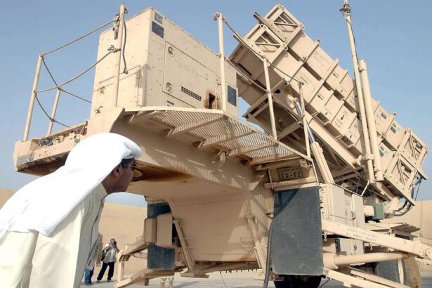 Breaking - Kuwait: Air defenses intercept hostile targets
