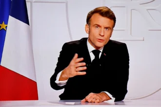 Macron pushes for de-escalation: French praise for Zelensky's message and a call to open channels of dialogue with Moscow