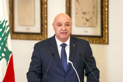 الرئيس اللبناني إيران تستخدم لبنان كورقة مساومة في محادثاتها مع الولايات المتحدة