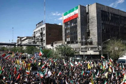 Discontent is building up on the Iranian street: Will the war end the cohesion of the regime?