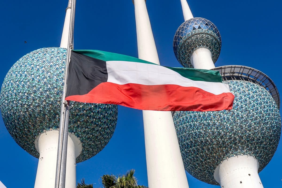 Kuwait condemns the missile attacks and affirms its right to defend its territory
