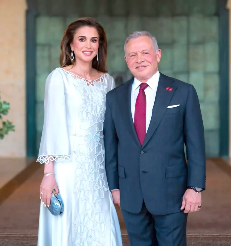 الملكة رانيا تحتفل بذكرى زواجها الـ33 برسالة مؤثرة للملك عبدالله الثاني
