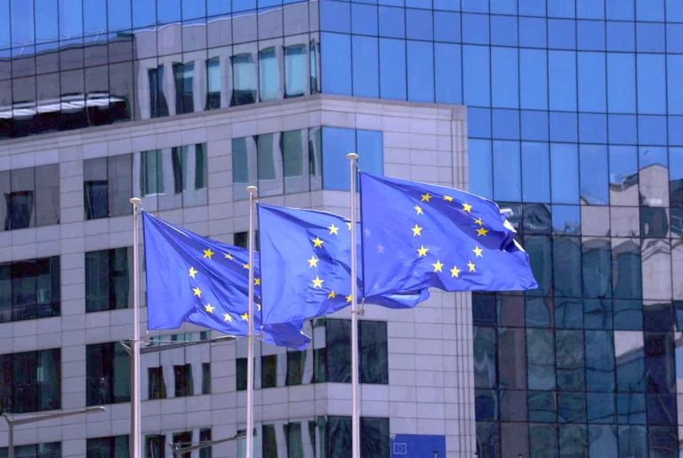 Due to the strain on the electricity grid, the heatwave disrupted the air conditioning inside the European Commission headquarters