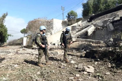 Escalation in southern Lebanon: Israeli forces advance towards Majdal Zoun and Hezbollah responds