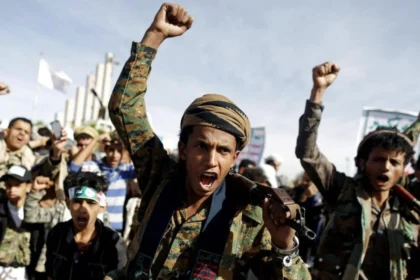 Breaking - Houthis announce ban on Israeli shipping in the Red Sea
