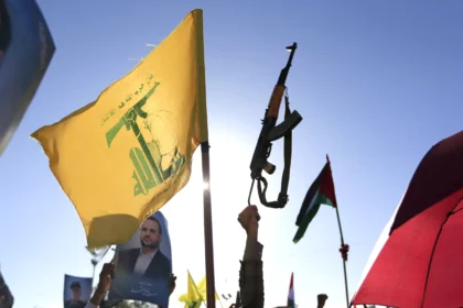 حزب الله: لن نوافق على وقف إطلاق نار جزئي مع إسرائيل