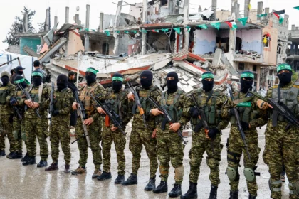 The Israeli army targets Hamas' "naval police" in Gaza