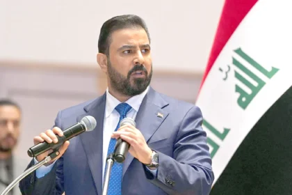 رئيس الوزراء العراقي يوجه بتشكيل لجنة مشتركة لتنفيذ إجراءات فك الارتباط بالحشد الشعبي وحصر السلاح