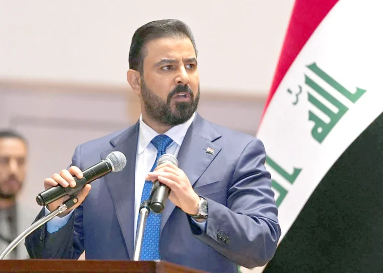 رئيس الوزراء العراقي يوجه بتشكيل لجنة مشتركة لتنفيذ إجراءات فك الارتباط بالحشد الشعبي وحصر السلاح