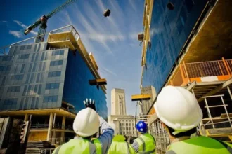 نشاط البناء الأمريكي يحافظ على زخمه رغم التحديات الاقتصادية