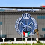 قوة الإطفاء الكويتية تتعامل مع بلاغات ناجمة عن سقوط شظايا هجوم إيراني