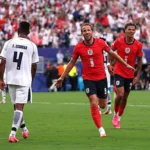 إنجلترا تحسم الصدارة بثنائية أمام بنما.. وكين يكتب التاريخ في كأس العالم