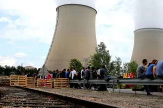 France suspends operations at the Golfeich nuclear power plant due to heat